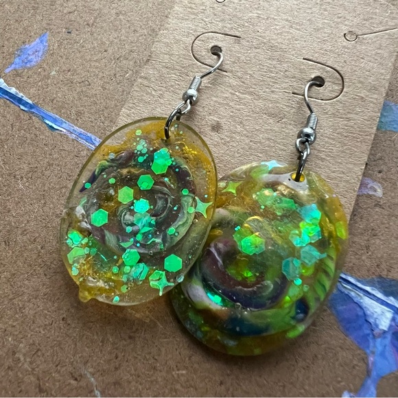 Yellow Swirl Earrings - Picture 3 of 5